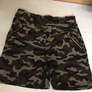Girls Stylish Camo Shorts